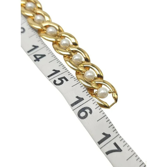 Napier Faux Pearl Chunky Chain Necklace Foldover Closure Gold Tone Vintage 16.5" - Picture 6 of 6